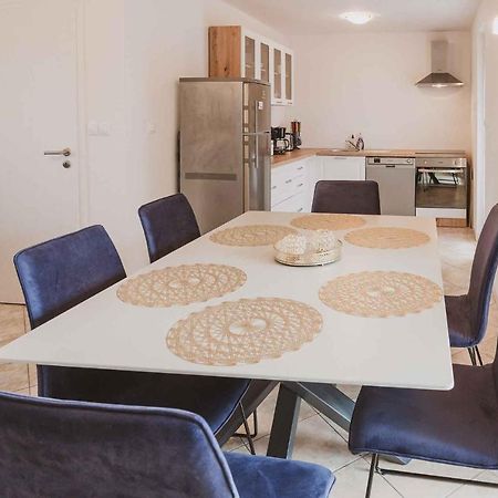Holiday Home In Klimno - Insel Krk 42238 Luaran gambar