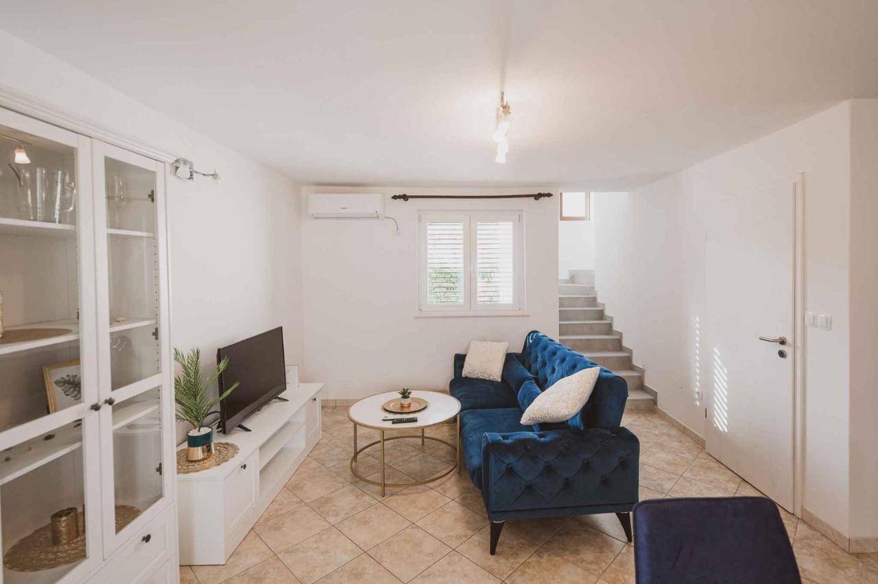 Holiday Home In Klimno - Insel Krk 42238 Luaran gambar