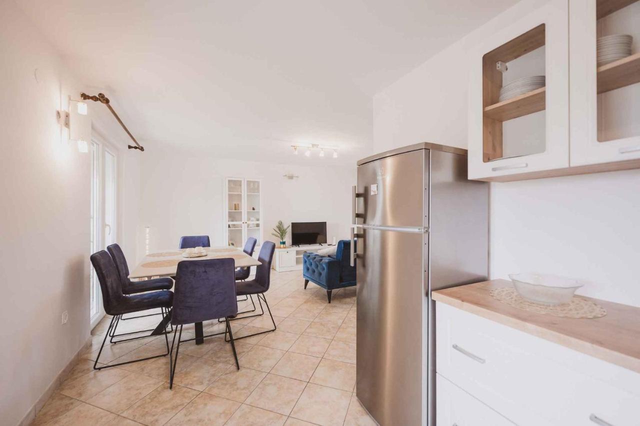 Holiday Home In Klimno - Insel Krk 42238 Luaran gambar
